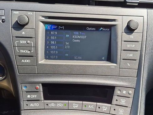 Used 2013 Toyota Prius Two FWD image 13