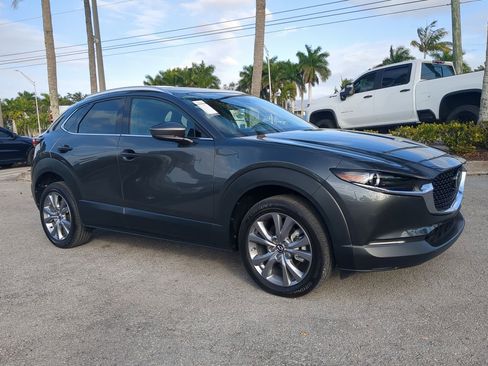 Used 2022 MAZDA CX-30 AWD 2.5 S w/ Premium Package image 2