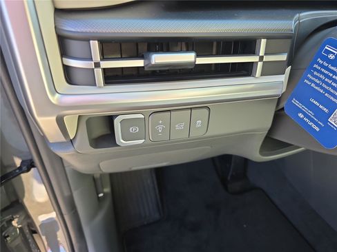 New 2026 Hyundai Santa Fe SE image 12