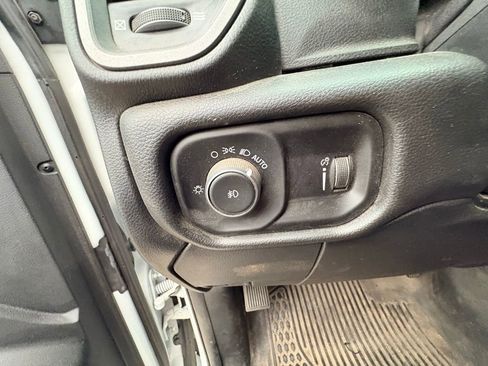 Used 2021 RAM 5500 Tradesman w/ Chrome Appearance Group image 26