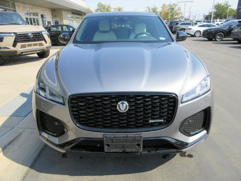 Used 2024 Jaguar F-PACE R-Dynamic S AWD/4WD image 15