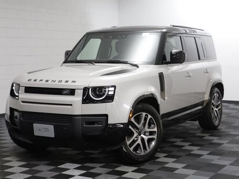 Certified 2026 Land Rover Defender 110 X-Dynamic SE AWD/4WD image 1