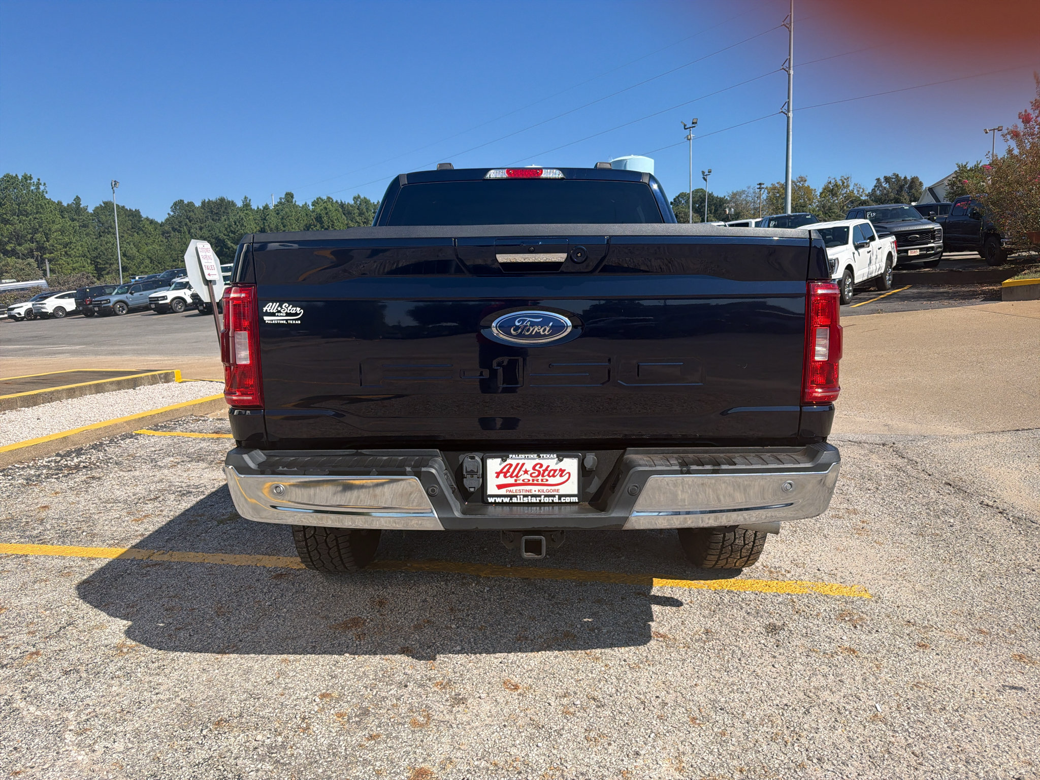 Used 2022 Ford F150 XLT w/ Equipment Group 302A High AWD/4WD image 9