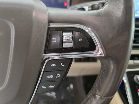 Used 2021 Lincoln Navigator Reserve w/ Luxury Package AWD/4WD image 30