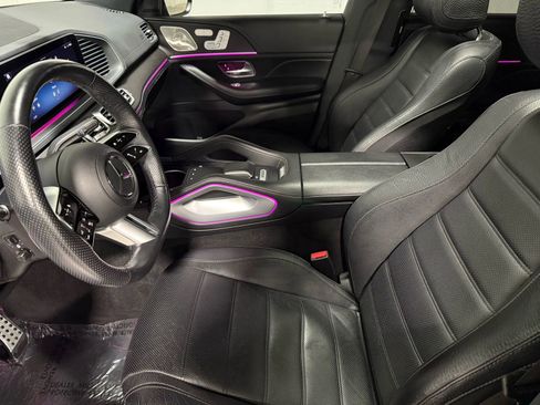 Used 2024 Mercedes-Benz GLS 450 4MATIC image 15