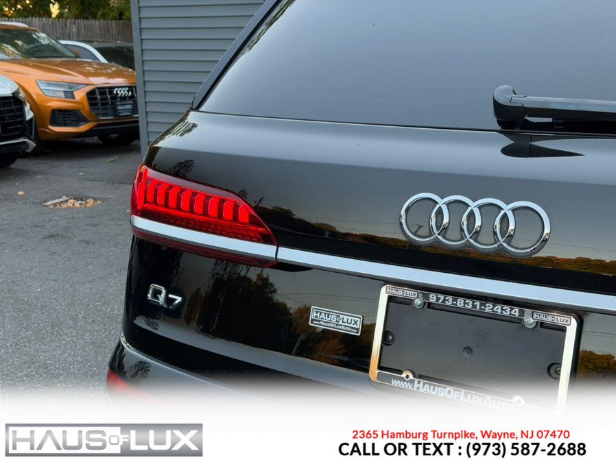Used 2021 Audi Q7 2.0T Premium w/ Convenience Package AWD/4WD image 24