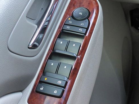 Used 2013 Chevrolet Tahoe LT w/ All-Star Edition image 10