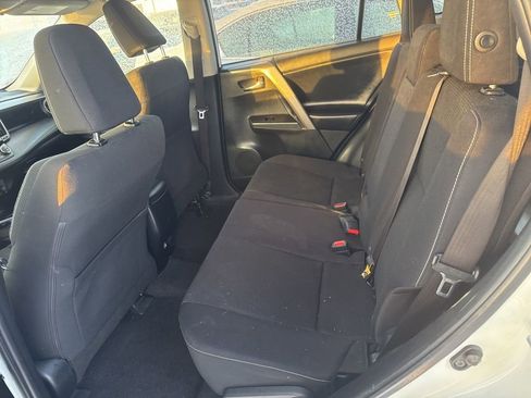 Used 2018 Toyota RAV4 XLE image 10