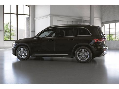 Certified 2023 Mercedes-Benz GLB 250 4MATIC image 33