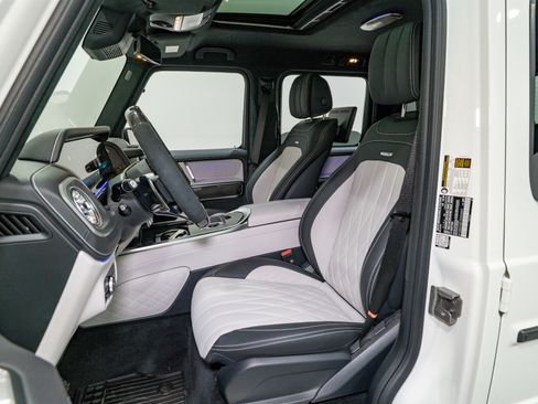 Used 2025 Mercedes-Benz G 63 AMG 4MATIC image 17