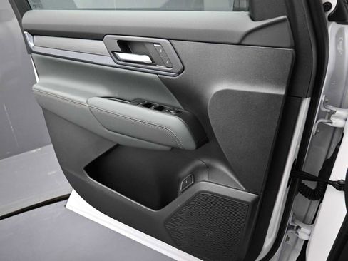 New 2026 GMC Terrain AT4 w/ LPO, Floor Liner Package image 10