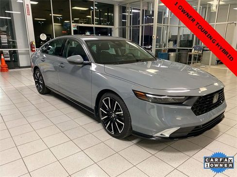 Used 2024 Honda Accord Touring image 2
