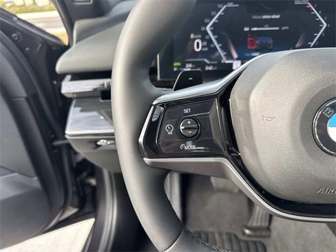 Used 2024 BMW 530i xDrive w/ Premium Package image 22