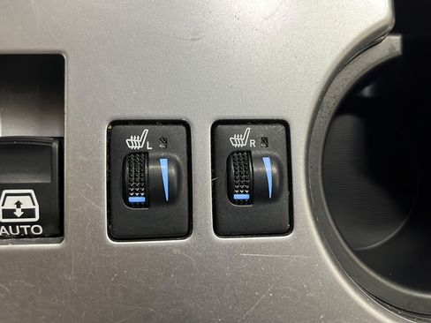 Used 2019 Toyota 4Runner SR5 Premium AWD/4WD image 29