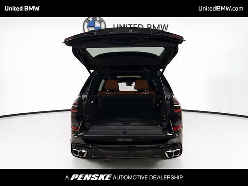 Certified 2025 BMW X7 M60i image 15