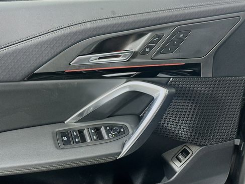 Used 2025 BMW X2 xDrive28i image 15