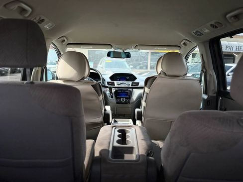 Used 2014 Honda Odyssey EX image 7