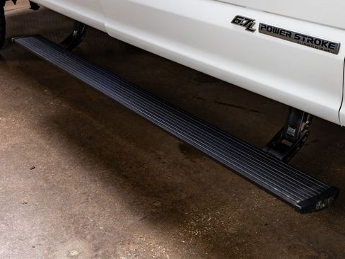 Used 2021 Ford F350 Lariat w/ Lariat Value Package image 12