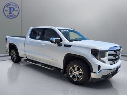 Used 2024 GMC Sierra 1500 SLE w/ Preferred Package