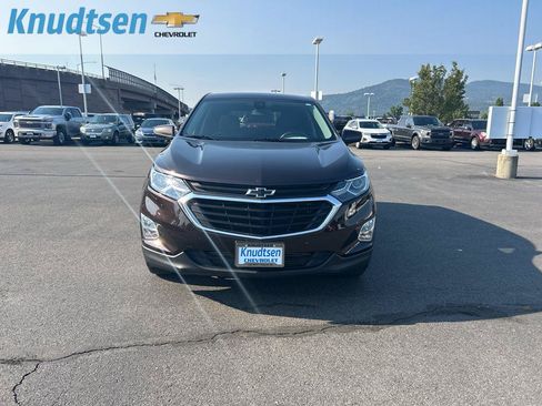 Used 2020 Chevrolet Equinox LT AWD/4WD image 2