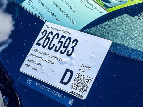 New 2026 Chevrolet Equinox EV LT image 26