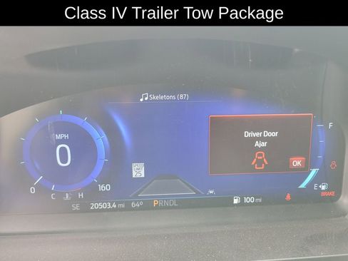 Used 2023 Ford Explorer Platinum w/ Class IV Trailer Tow Package AWD/4WD image 24