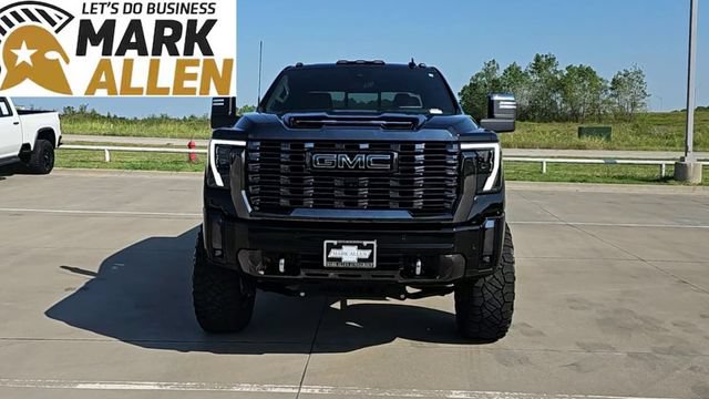 Used 2024 GMC Sierra 2500 Denali Ultimate w/ Max Trailering Package AWD/4WD image 3