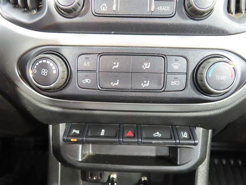 Used 2022 Chevrolet Colorado LT w/ Fleet Safety Package RWD image 24
