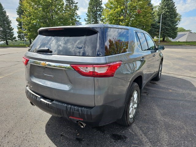 Used 2021 Chevrolet Traverse LS AWD/4WD image 5