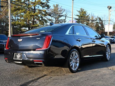 Used 2019 Cadillac XTS Luxury w/ Driver Awareness Package image 8