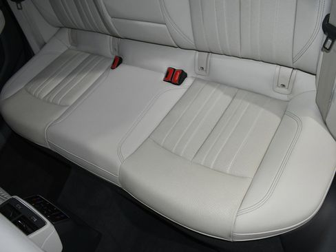 Used 2022 Audi A6 Premium Plus image 19