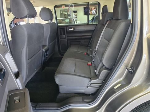 Used 2014 Ford Flex SE image 12