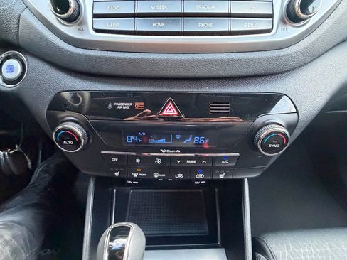 Used 2018 Hyundai Tucson Value w/ Cargo Package image 19