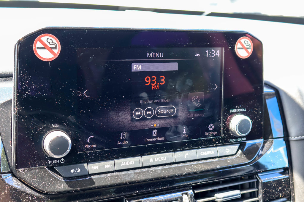 Used 2025 Nissan Pathfinder SV AWD/4WD image 5