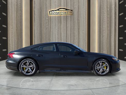 Used 2023 Audi e-tron GT Premium Plus image 12