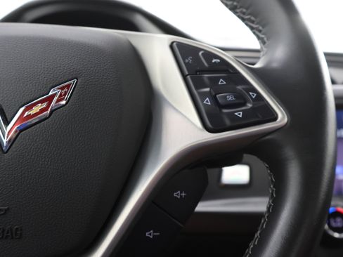 Used 2019 Chevrolet Corvette Stingray Coupe w/ Carbon Flash Badge Package RWD image 13