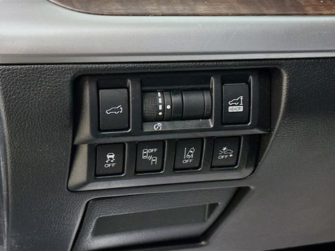 Used 2019 Subaru Outback 3.6R Limited image 10