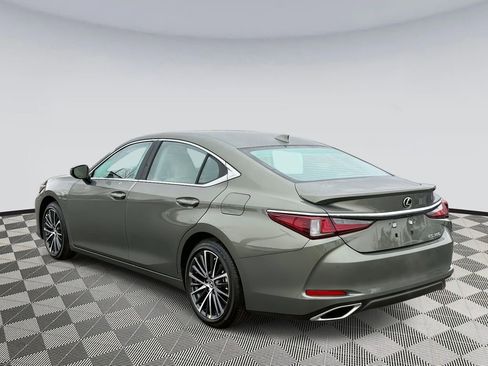 Used 2025 Lexus ES 350 Premium w/ Premium Package image 4