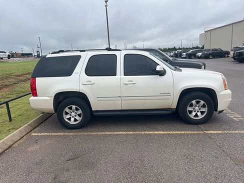Used 2011 GMC Yukon SLT w/ SLT-2 Equipment Package AWD/4WD image 4