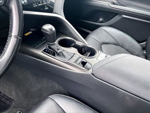 Used 2024 Toyota Camry XSE FWD image 20