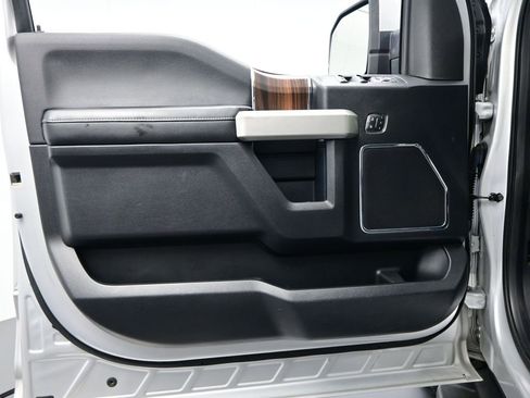 Used 2015 Ford F150 Lariat w/ Equipment Group 501A Mid image 12