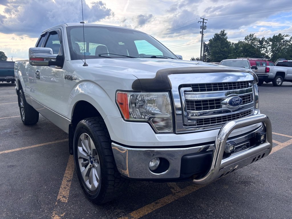 Used 2014 Ford F150 XLT w/ Equipment Group 302A Luxury AWD/4WD image 4