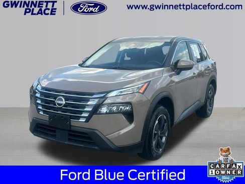 Used 2025 Nissan Rogue SV AWD/4WD image 1