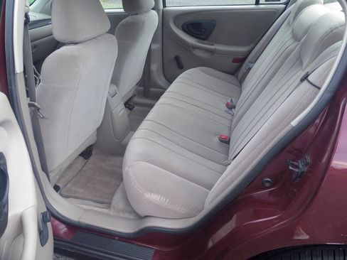 Used 2001 Chevrolet Malibu V6 FWD image 13
