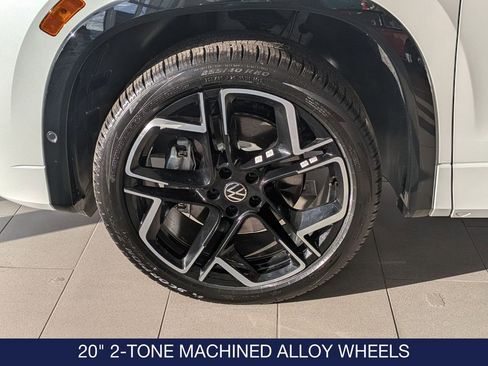 New 2026 Volkswagen Tiguan SEL R-Line image 9