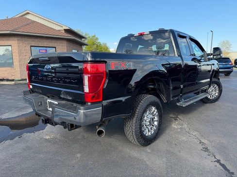 Used 2022 Ford F350 XLT w/ XLT Premium Package AWD/4WD image 7