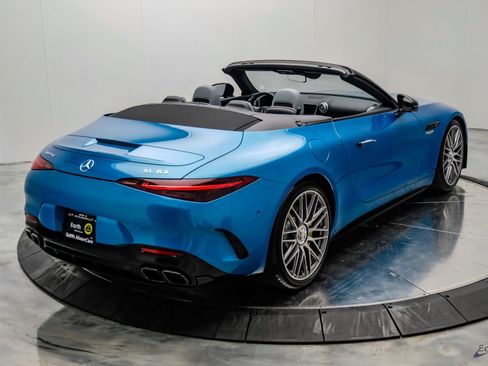 Used 2022 Mercedes-Benz SL 63 AMG 4MATIC image 23