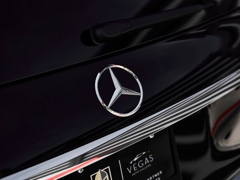 Used 2026 Mercedes-Benz Maybach GLS 600 4MATIC image 12