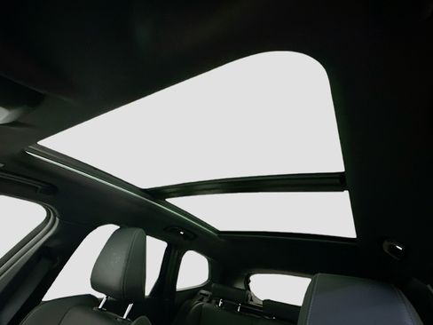 Used 2025 BMW X1 xDrive28i image 26