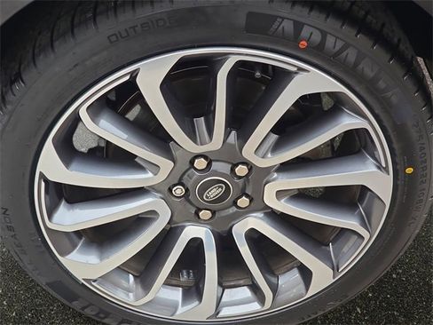 Used 2022 Land Rover Range Rover Westminster Edition image 35